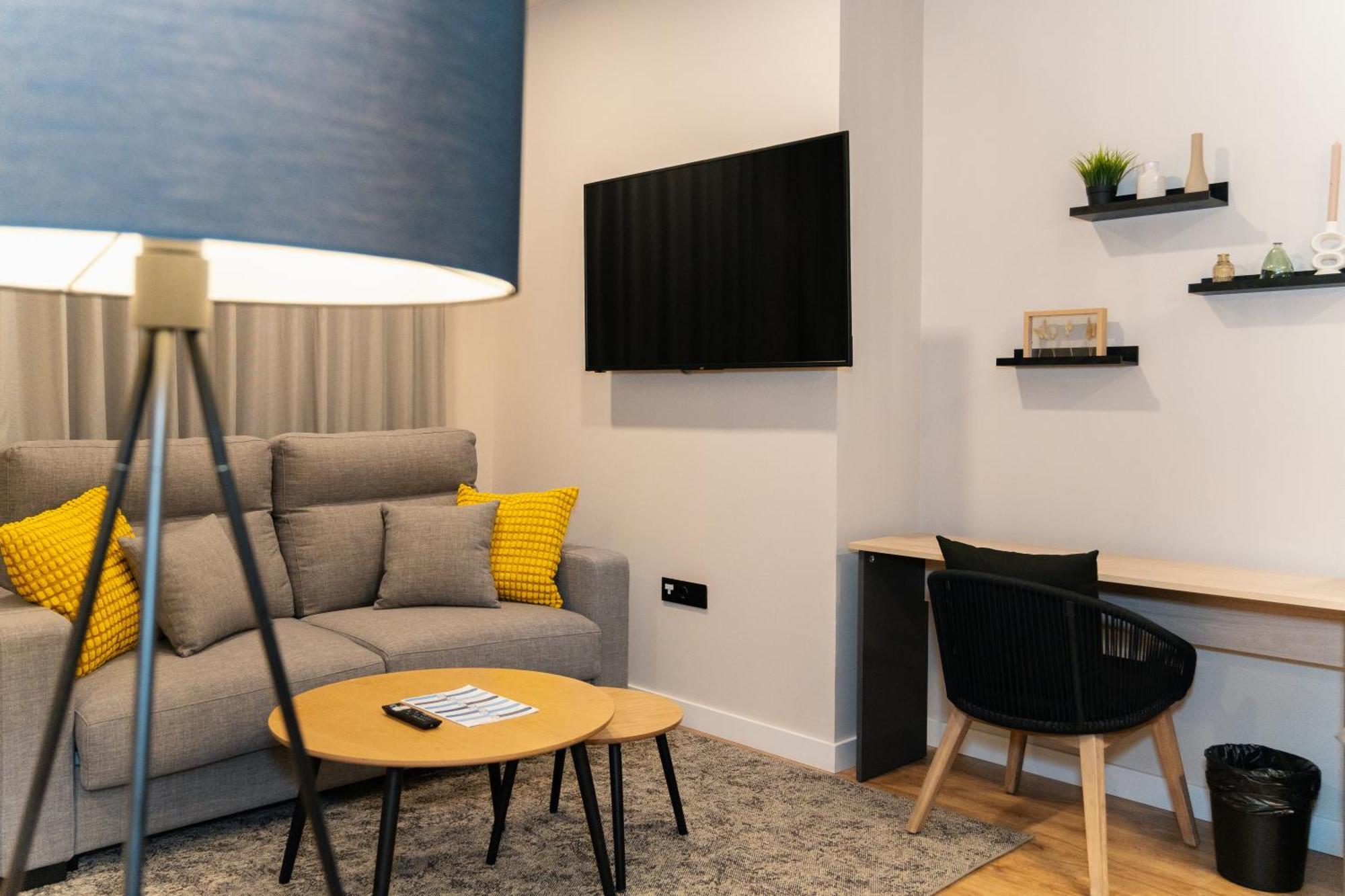 Dorm4You Arena 2 Valencia Eksteriør bilde