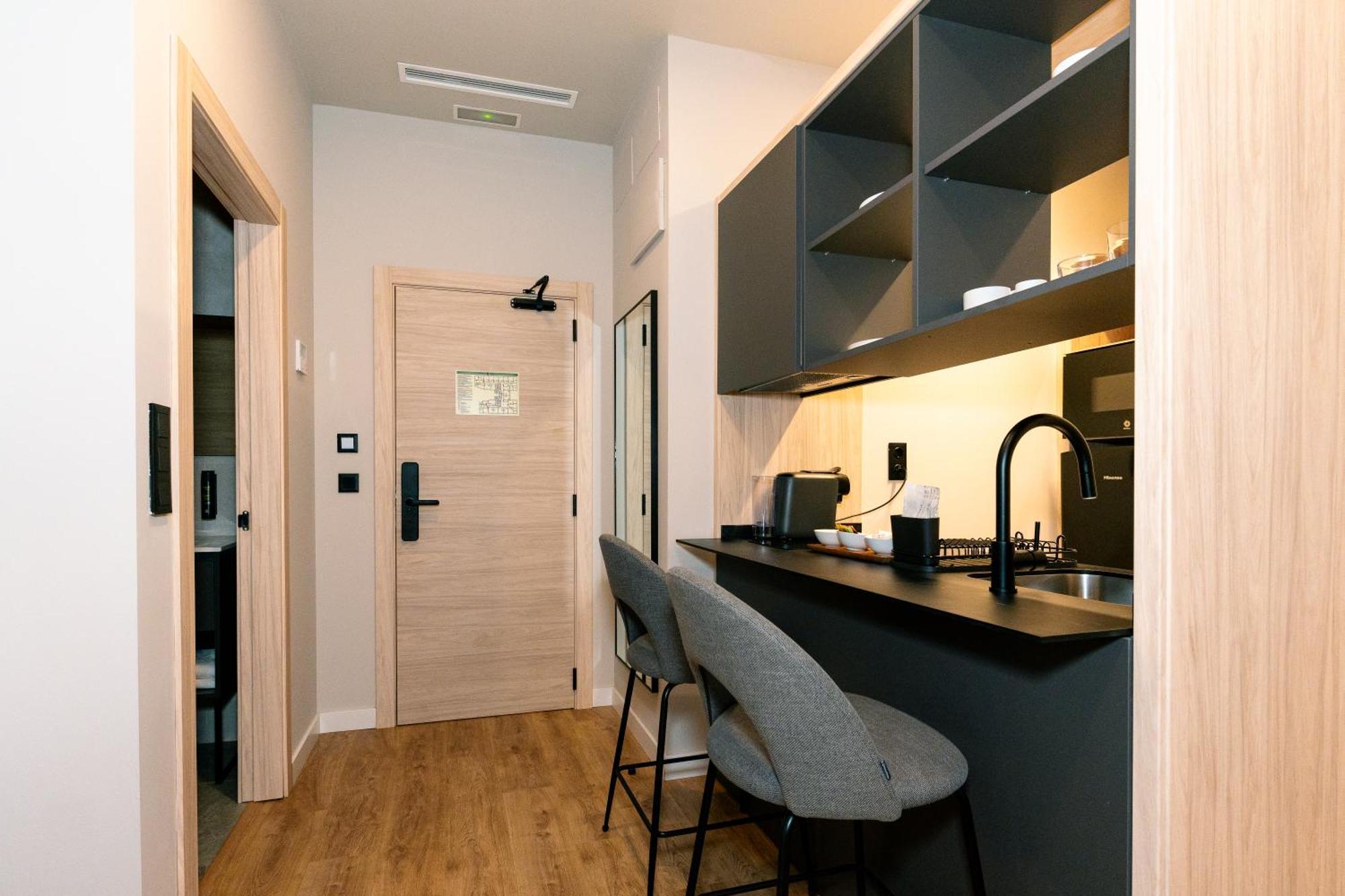 Dorm4You Arena 2 Valencia Eksteriør bilde