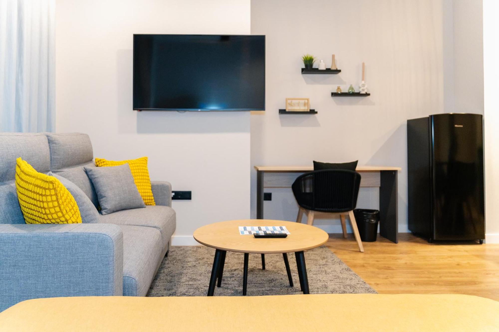 Dorm4You Arena 2 Valencia Eksteriør bilde