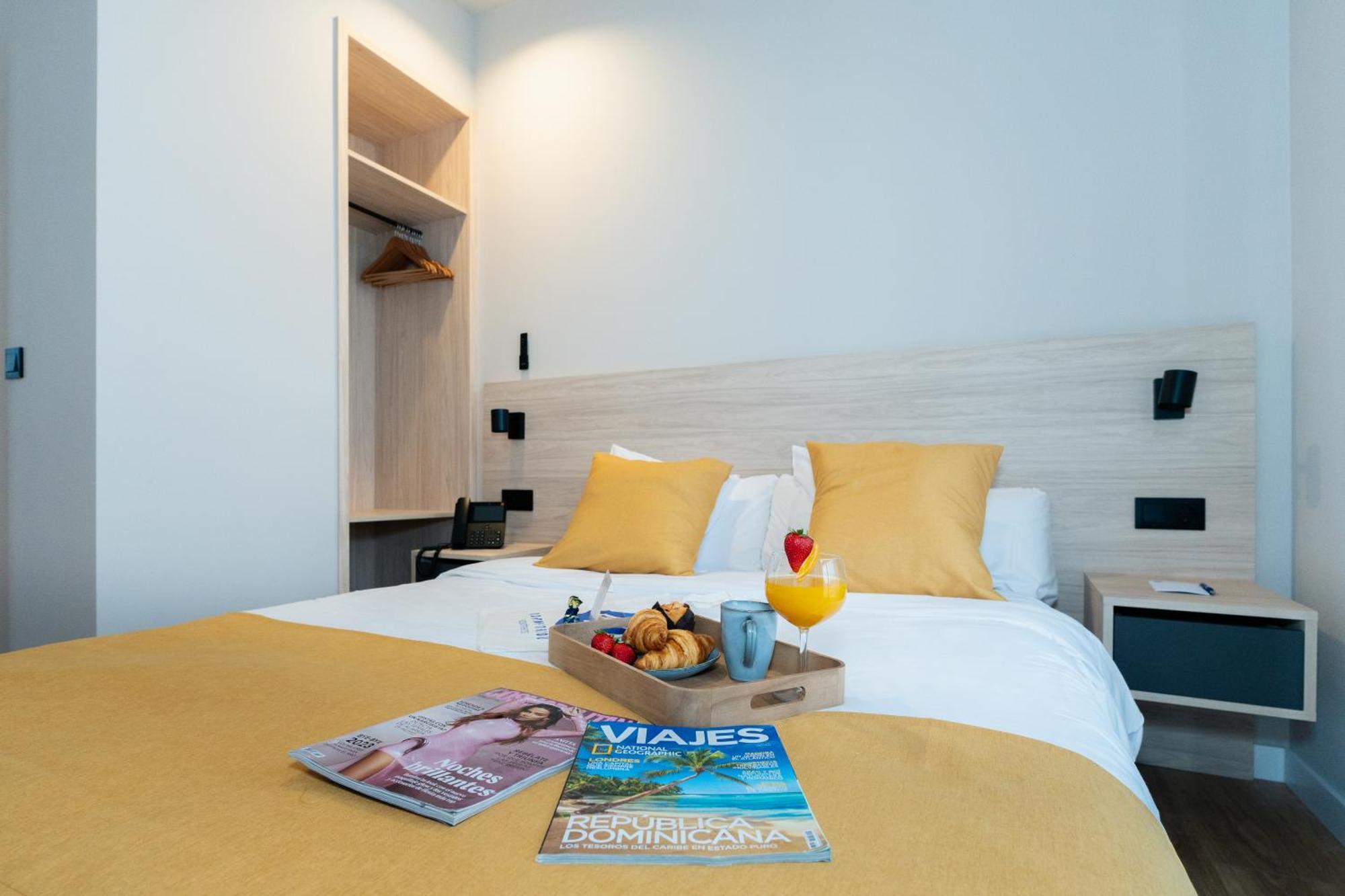 Dorm4You Arena 2 Valencia Eksteriør bilde